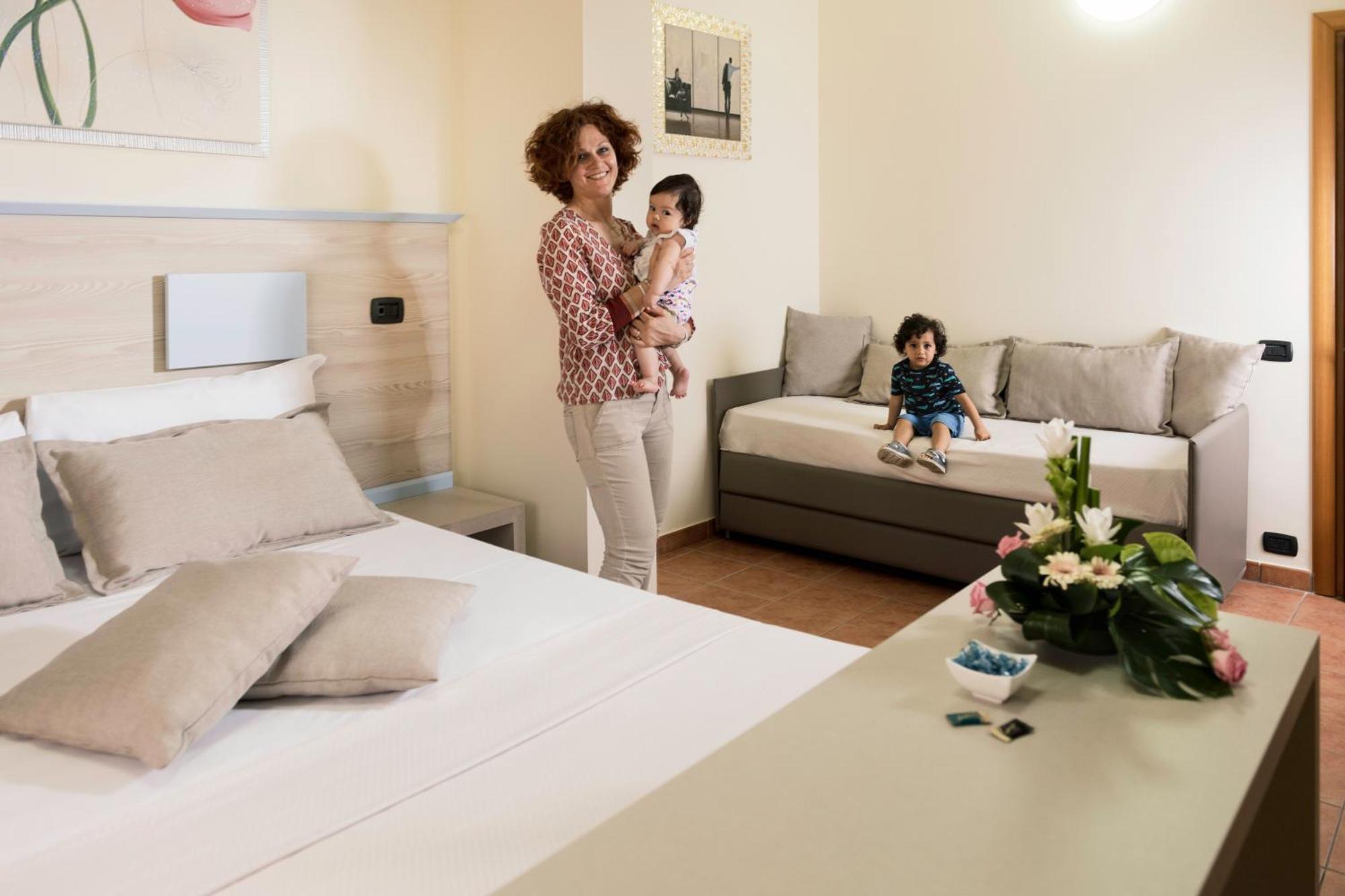 Double or Twin Room,1216385434:JPEG