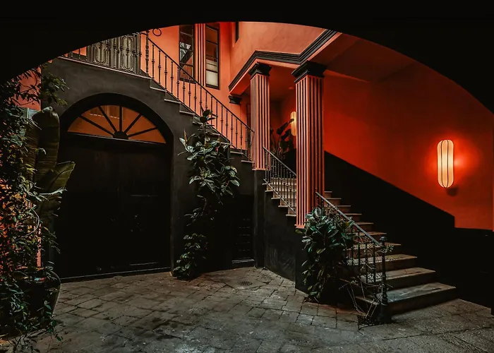 Palazzo Flora